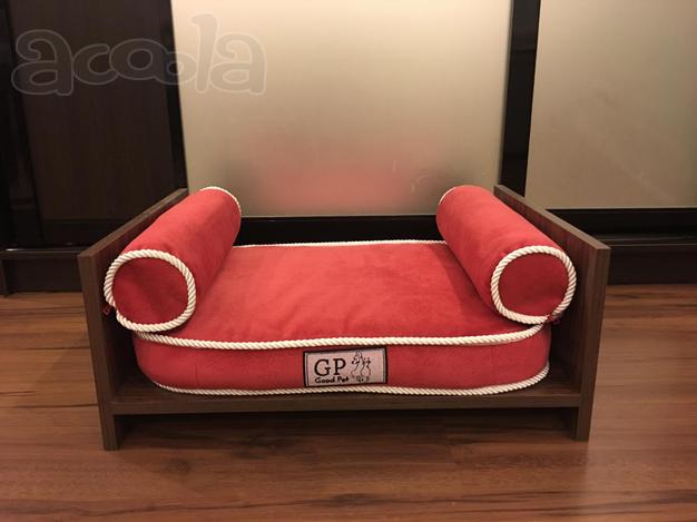 Стильная кроватка для вашей маленькой собачки